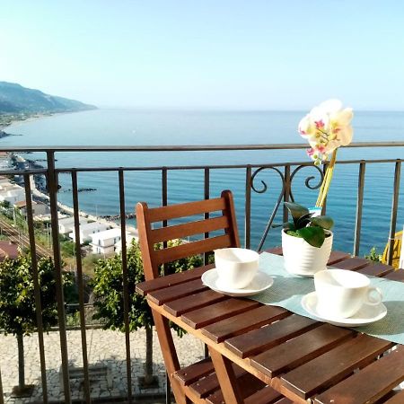 Un Oblo Sul Mare Apartment San Lucido Exterior photo